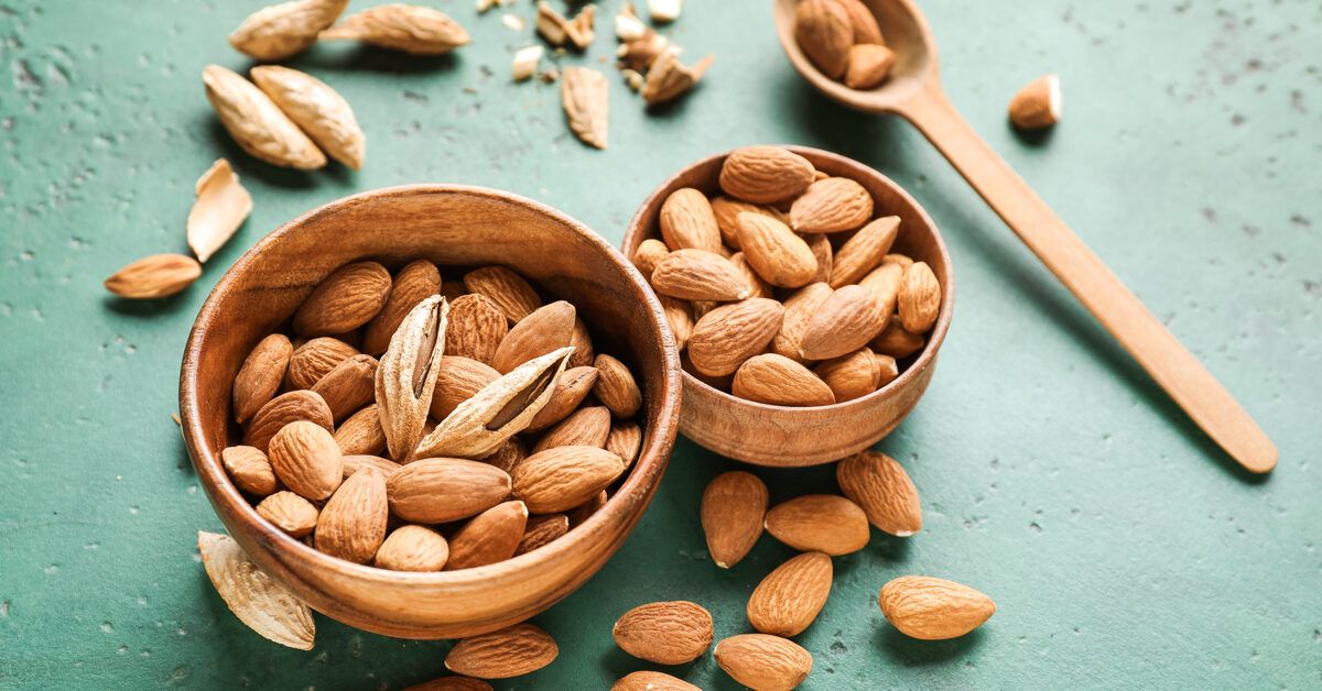 Share 126+ almonds for hair growth