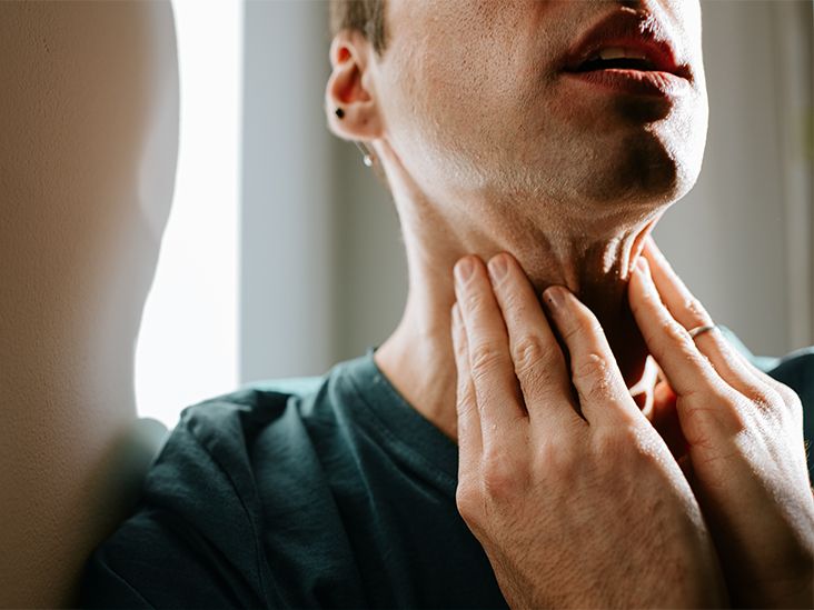neck cancer symptoms in men