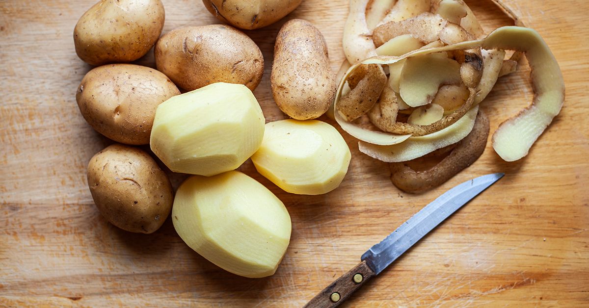 How to Peel Potatoes the Right Way
