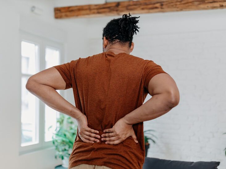Lower Back Pain: Symptoms, Causes, Treatment, and Stretches