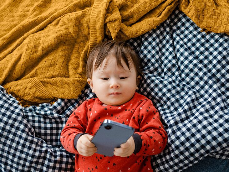 Getting 4 Hours of Screen Time Daily Tied to Developmental Delays in Toddlers