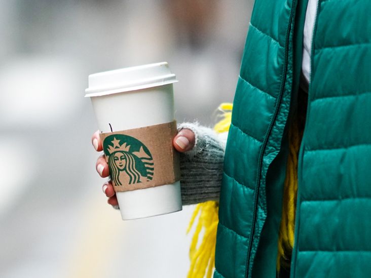 Einfache Gesundheits-Hacks für jedes Starbucks-Herbstgetränk