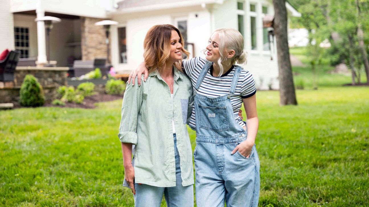 Jessica Cothran (left) and her daughter Sarah Cothran (right).