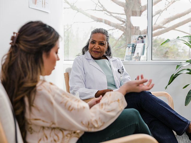 How to Prepare and What to Know Before Your First Visit with a Rheumatologist