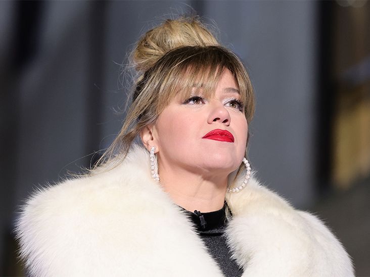Kelly Clarkson Says These 5 Things Helped Her Lose Weight