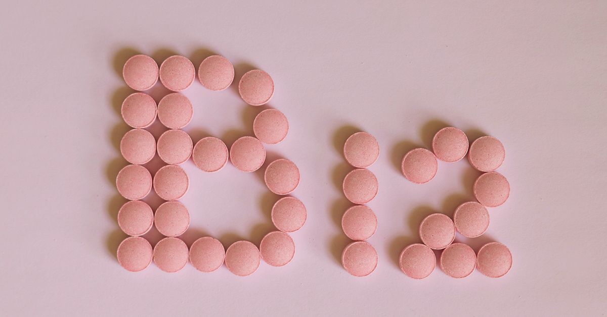 Vitamin B12 and Kidney Disease Risks and Benefits