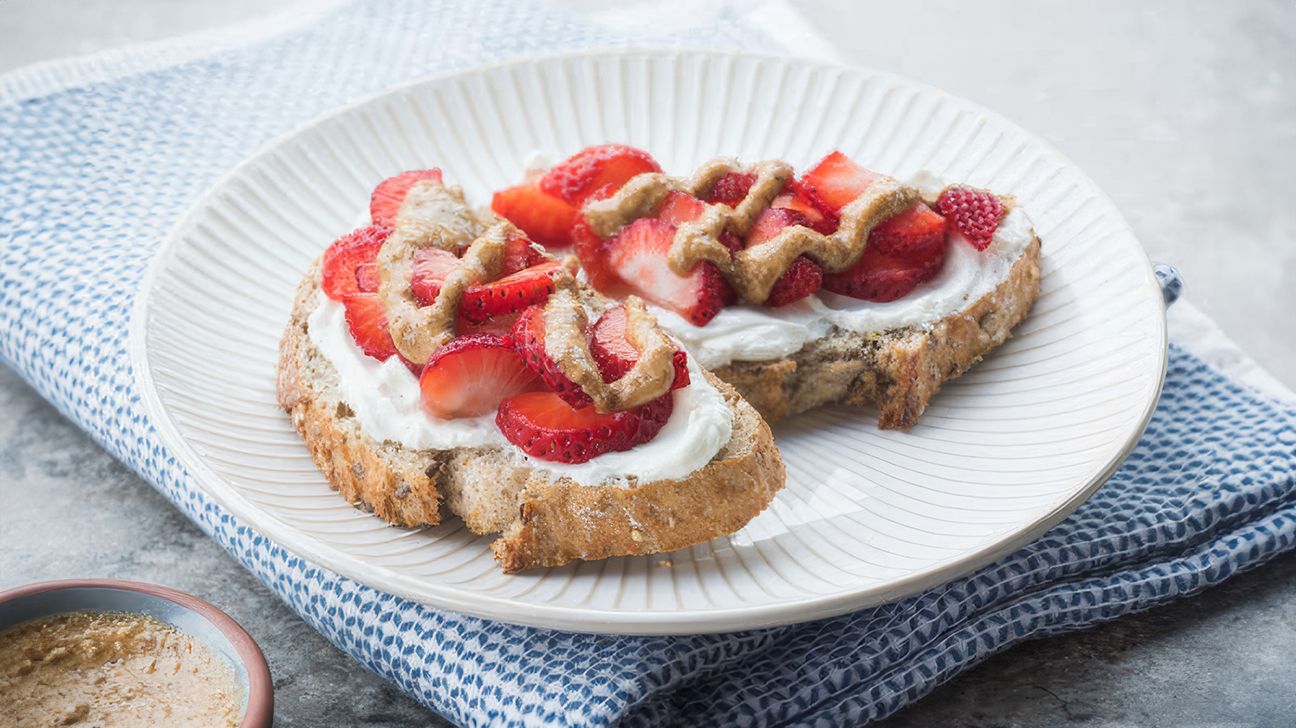 Morning Toast with Strawberries, Yogurt, and Almond Butter