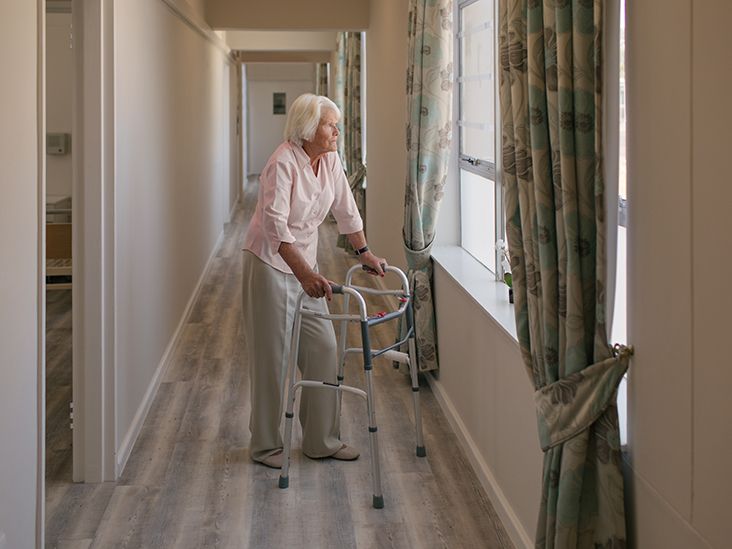 Knowing When to Move a Loved One into Inpatient Care for Alzheimer’s