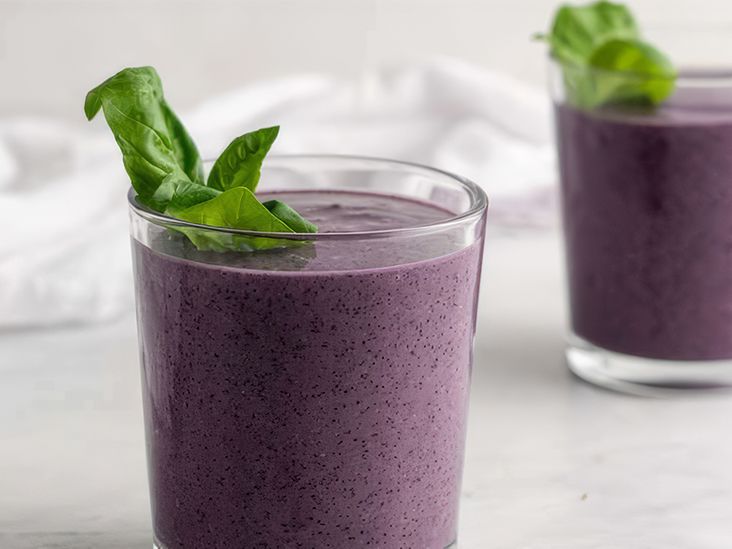 Blueberry and Banana Smoothie With Basil