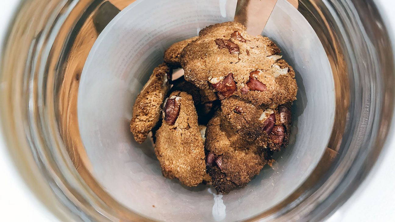 Low sugar butter pecan cookies