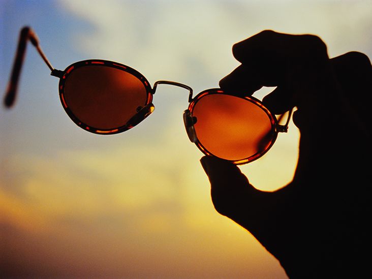 8 Things to Do to Lessen Graves' Eye Disease Symptoms