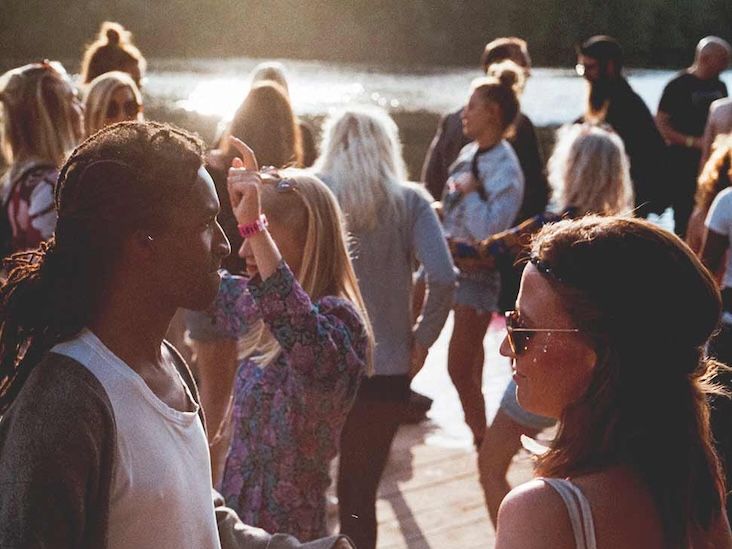 5 Tips for Managing Your Diabetes and Your Blood Sugar During a Social Event