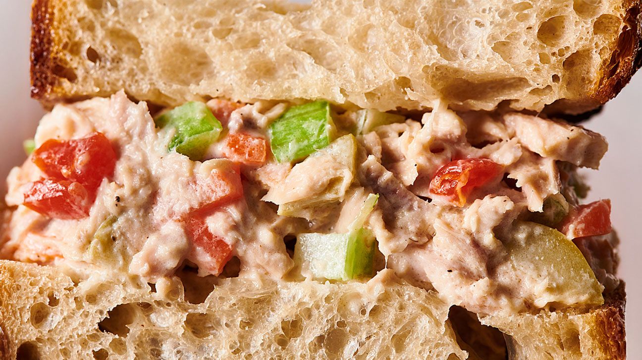 Tuna sandwich