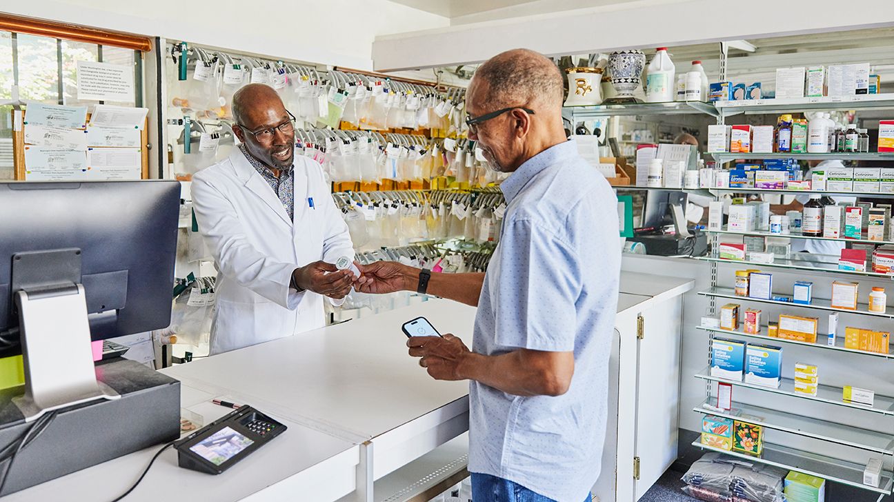 male_pharmacist_prescription