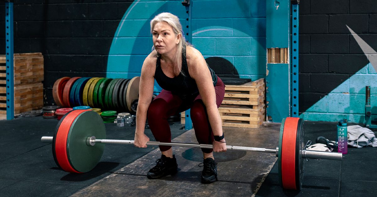 deadlift-vs-romanian-deadlift-comparisons-benefits-and-precautions