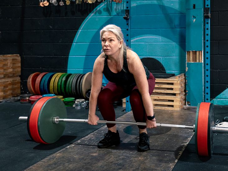 Deadlift vs. Romanian Deadlift: Benefits of Each and How to Do