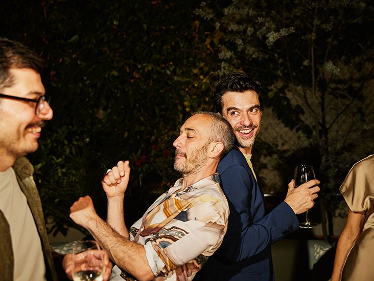 What Are the Mental and Physical Effects of Bipolar Disorder?