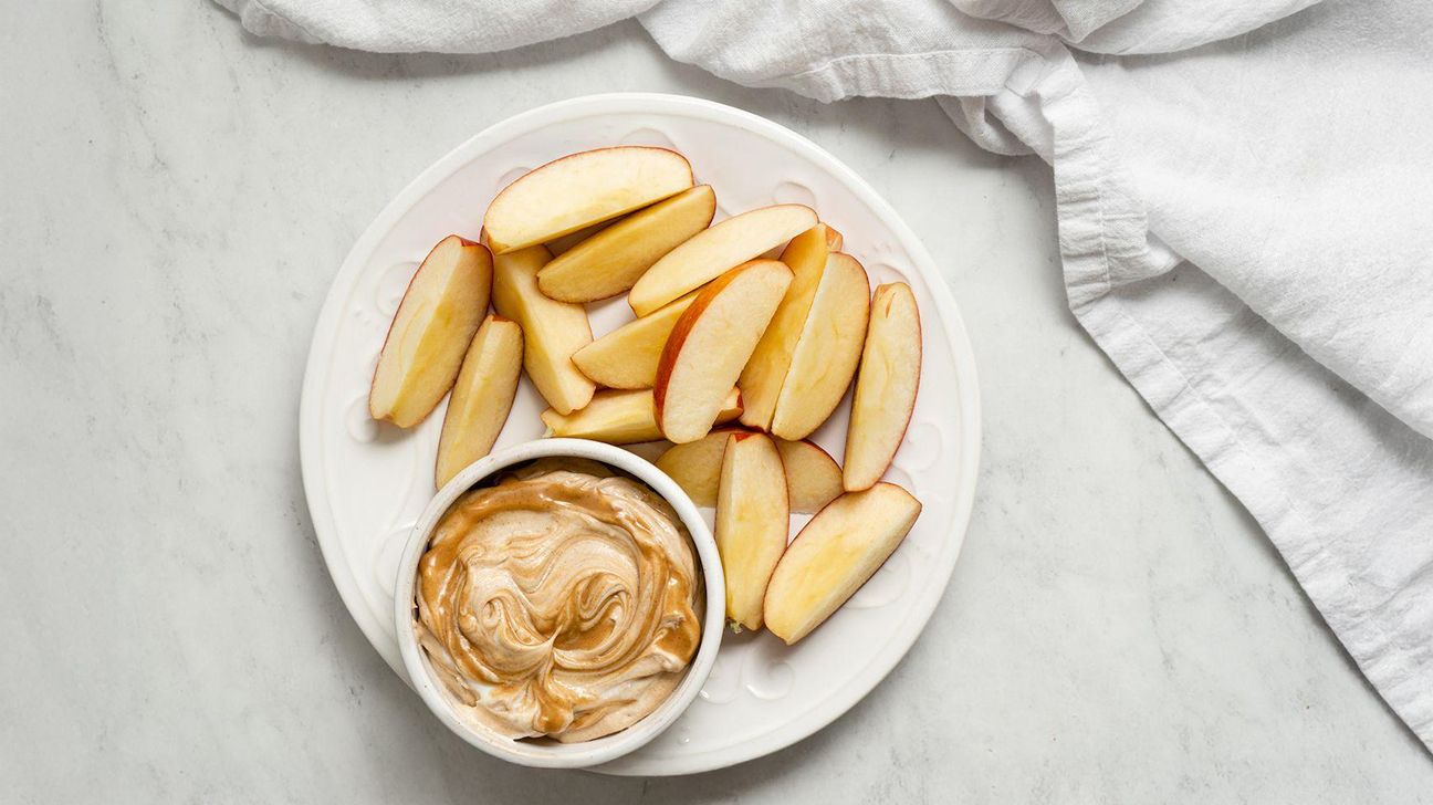 Peanut butter yogurt dip with apple slices
