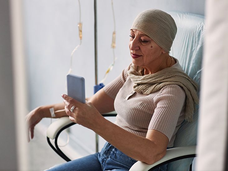 What's the Difference Between Chemotherapy and Radiation?