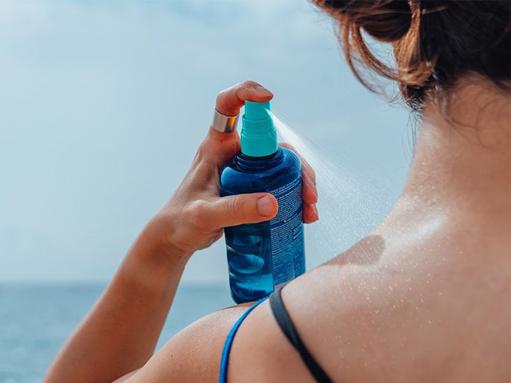 7 Body Parts People Always Miss with Sunscreen
