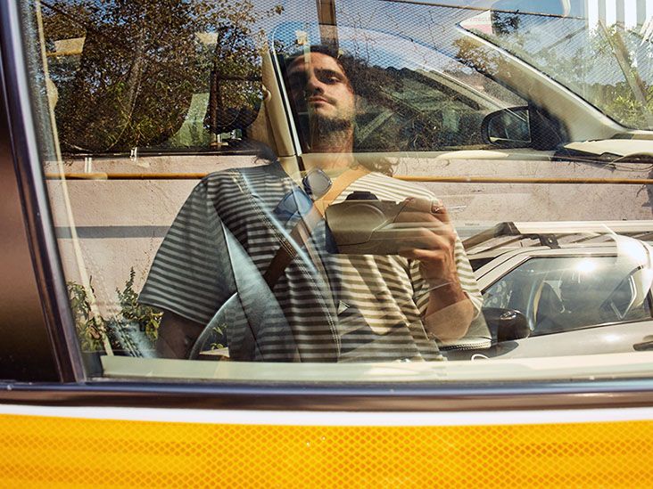 How ‘Looksmaxxing’ Trend Promotes Toxic Beauty Standards for Young Men