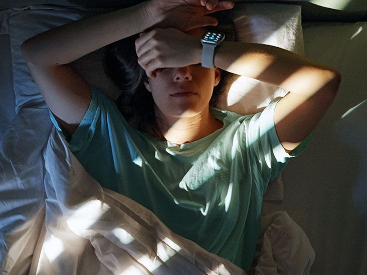 Tracking Your Sleep Could Backfire If You Have Insomnia. Here's Why