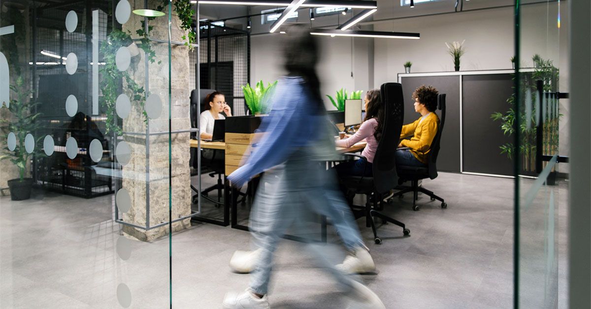 Can ‘Office Air’ Really Affect How Your Skin and Hair Looks?