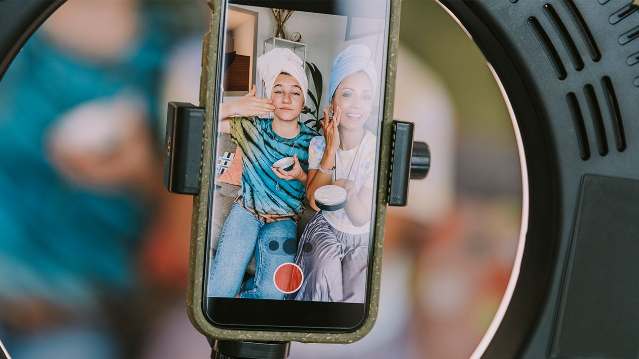 What to Consider Before Taking Sunscreen Advice on Social Media