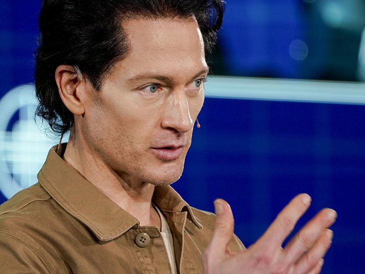Longevity ‘Guru’ Bryan Johnson Reveals Autoimmune Gastritis Diagnosis: Early Signs, Symptoms