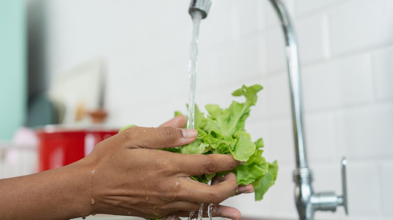 Why You Don't Need to Avoid Fruits, Veggies During the Cyclospora Outbreak
