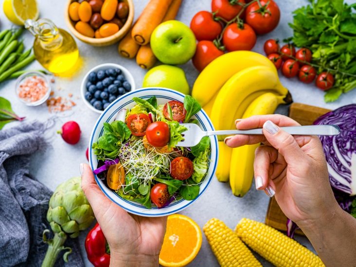 What Is TikTok’s 3-Color Rule? How ‘Eating the Rainbow’ Can Boost Weight Loss