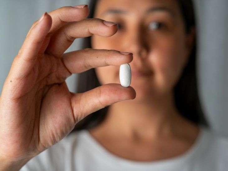 HIV: Once-Weekly Pill As Effective As Daily Treatment, Global Study Finds