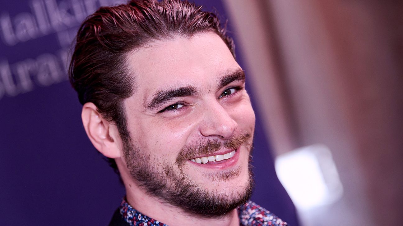 RJ Mitte's Death Highlights Mental Health Challenges for People With Cerebral Palsy