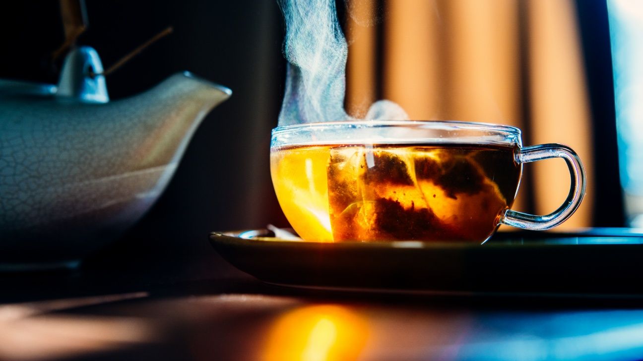 6 to 8 Cups of Tea Daily May Reduce Heart Disease Risk by 11%
