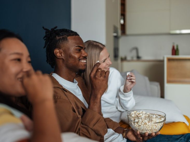 How to Snack on Game Day While Trying to Lose Weight (with Recipes!)