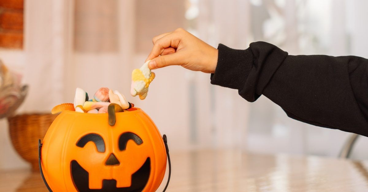How to Incorporate Halloween Candy in A Balanced Diet