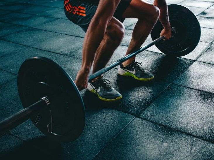How to Get Toned Arms Like Taylor Swift, According to a Trainer