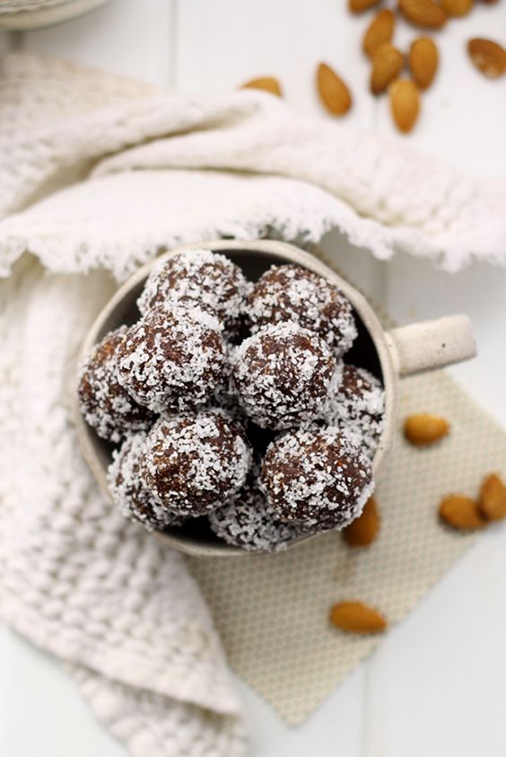 33-energy-balls-recipes-that-make-delicious-grab-and-go-snacks