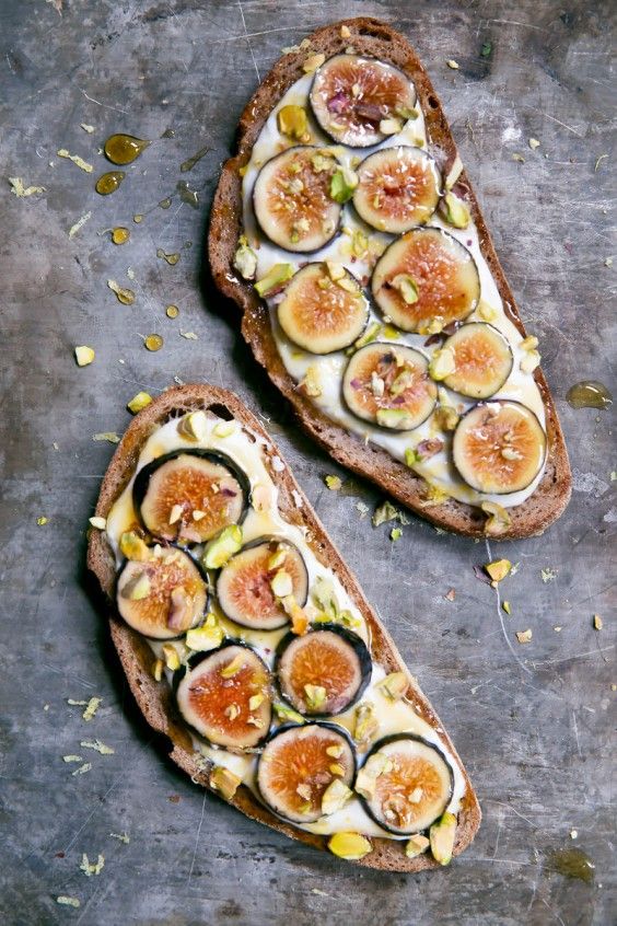 Honey Lemon Ricotta Breakfast Toast With Figs and Pistachios Recipe