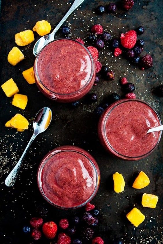 19. Berry Mango Kale Smoothie