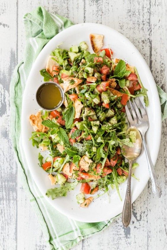 22 Easy Mediterranean Diet Recipes for Beginners