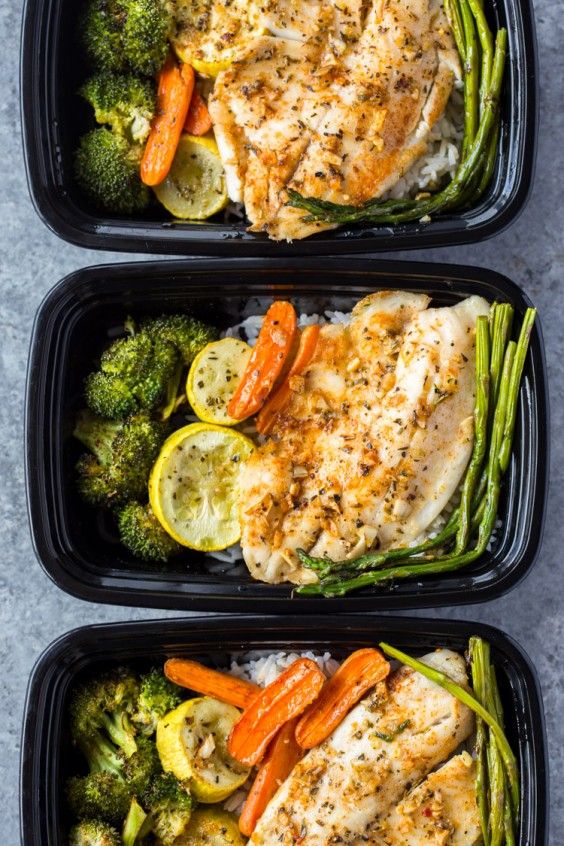 https://media.post.rvohealth.io/wp-content/uploads/sites/2/2019/05/Gimme20Delicious_Healthy20Sheet20Pan20Tilapia20and20Veggies20.jpg