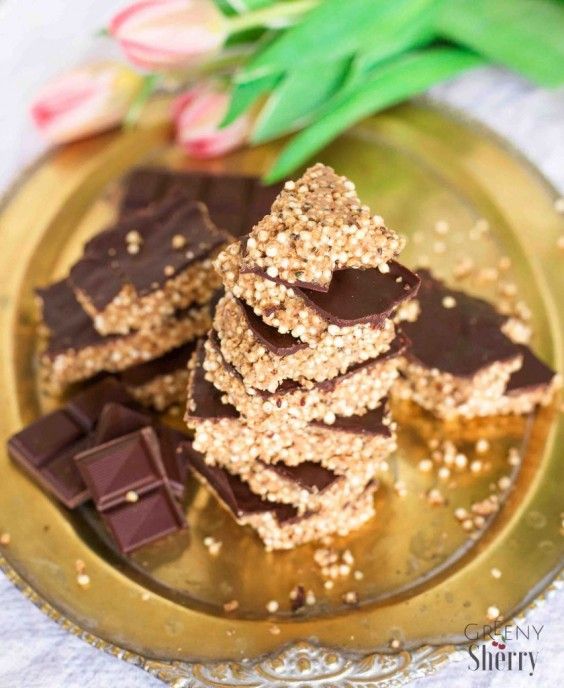2. Salty Peanut Butter Quinoa Chia Bars With Chocolate