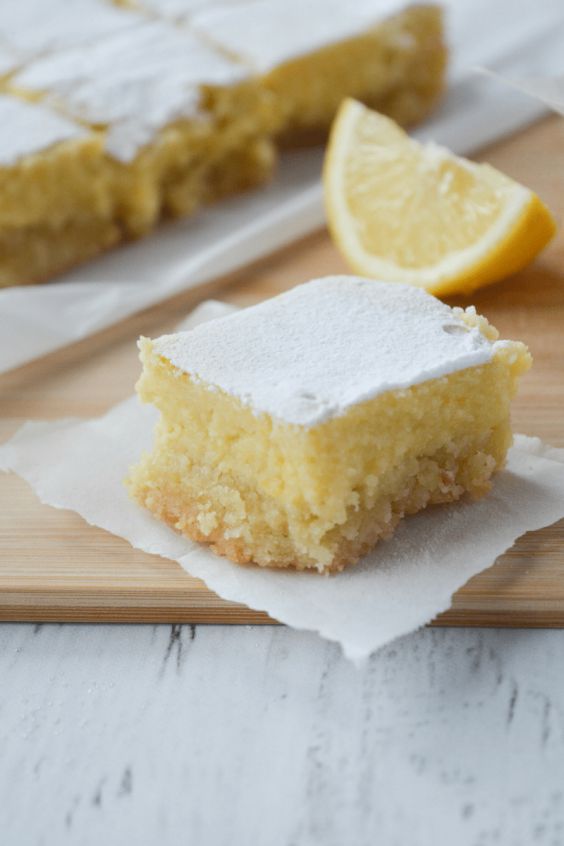 https://media.post.rvohealth.io/wp-content/uploads/sites/2/2019/05/Hey20Keto20Mama_Keto20Lemon20Bars20.png