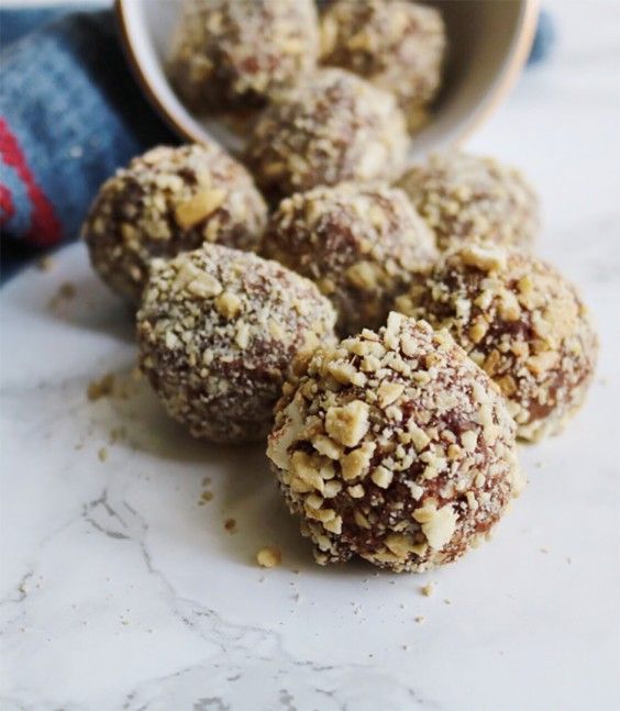 2. Keto Fat Bombs With Cacao and Cashew