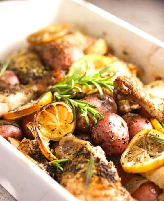 Whole30 Dinner Recipes: Roasted Lemon Chicken with Potatoes and Rosemary