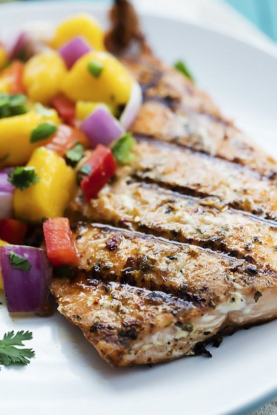 4. Grilled Salmon With Mango Salsa