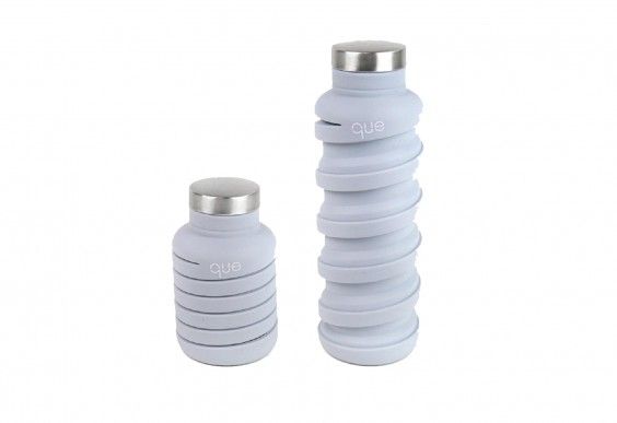 Que collapsible water bottle in pale lilac