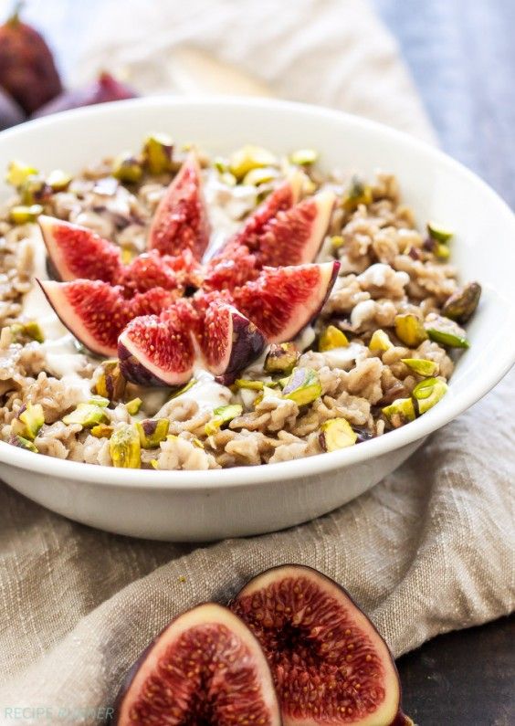 1. Vanilla Fig Oatmeal With Pistachios and Honey