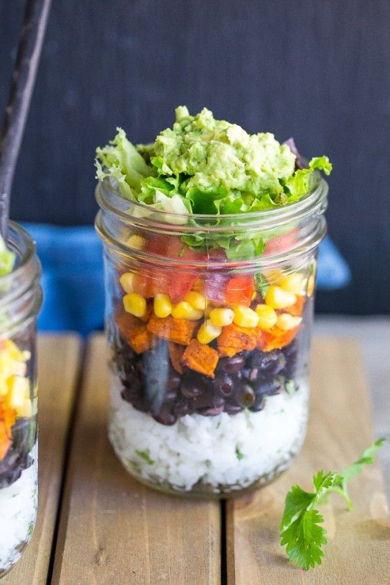 How to Meal Prep Vegan Poke Salad Jars - garden grub